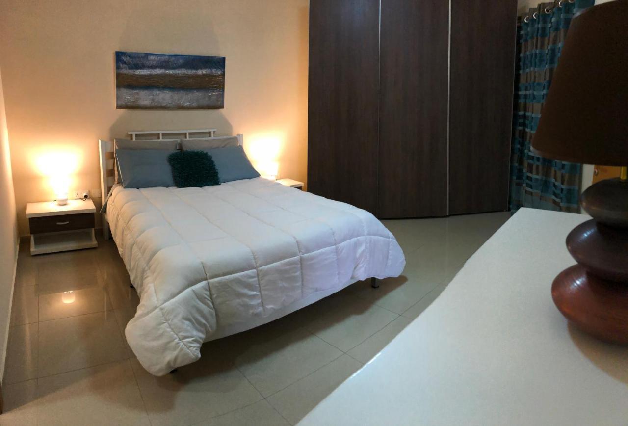 The Village Apartment 2 Kirkop Екстериор снимка