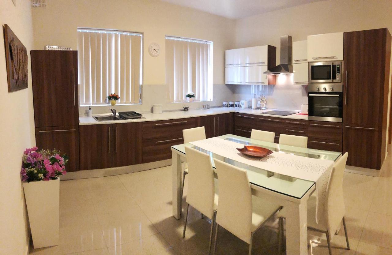 The Village Apartment 2 Kirkop Екстериор снимка